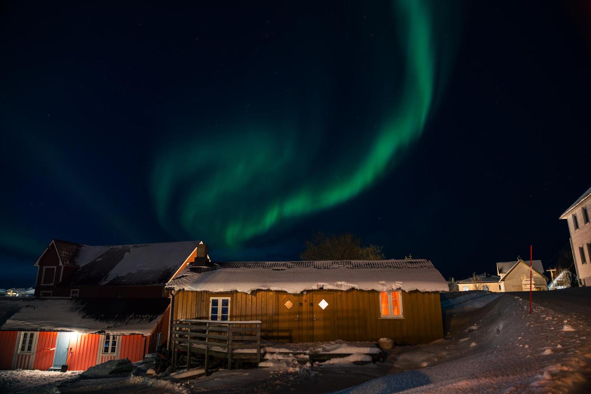 Kraemmervika Rorbuer - Rustic Cabins In Lofoten バルスタ エクステリア 写真