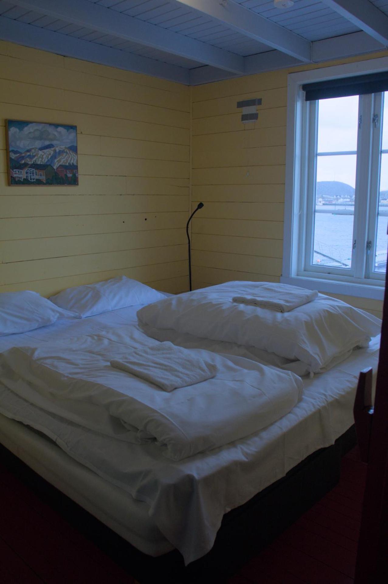 Kraemmervika Rorbuer - Rustic Cabins In Lofoten バルスタ エクステリア 写真